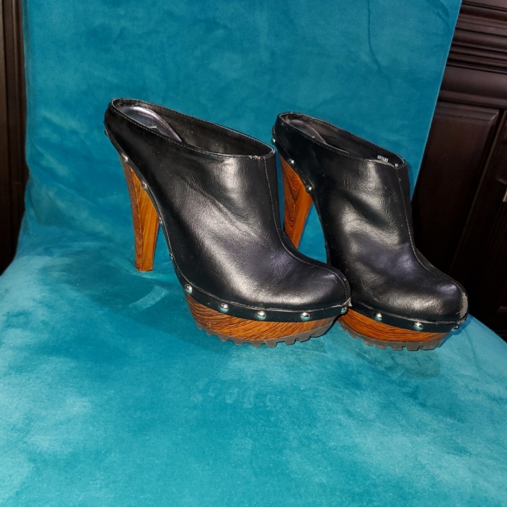 Black ankle boots